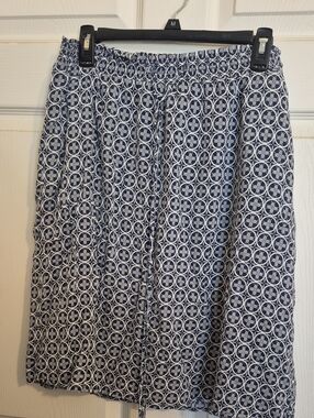DE Collection Navy and White Printed A-Line Skirt